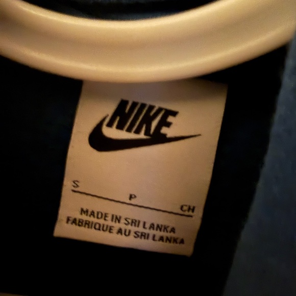 Nike Men's Hoodie in Blue with White Logo - Picture 3 of 3